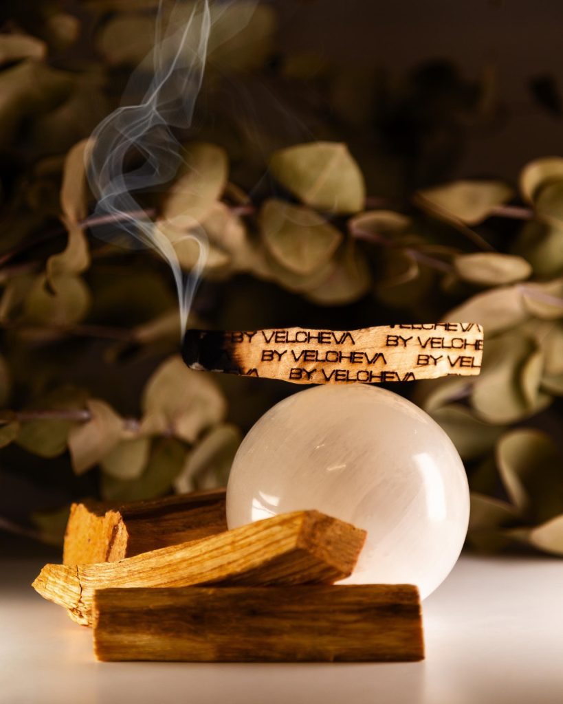 Što je Palo santo i kako ga koristiti?