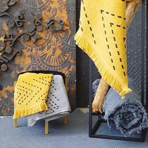 Julia sivi ručnik 50 x 100 cm